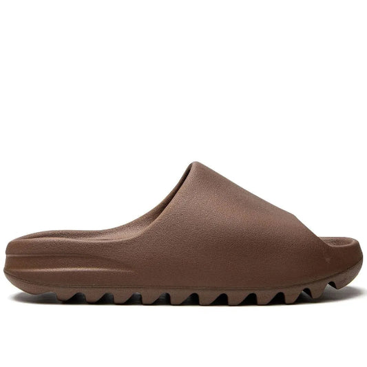 Yeezy alide brown