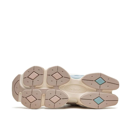 New Balance 9060 – ivory cream/pink sand