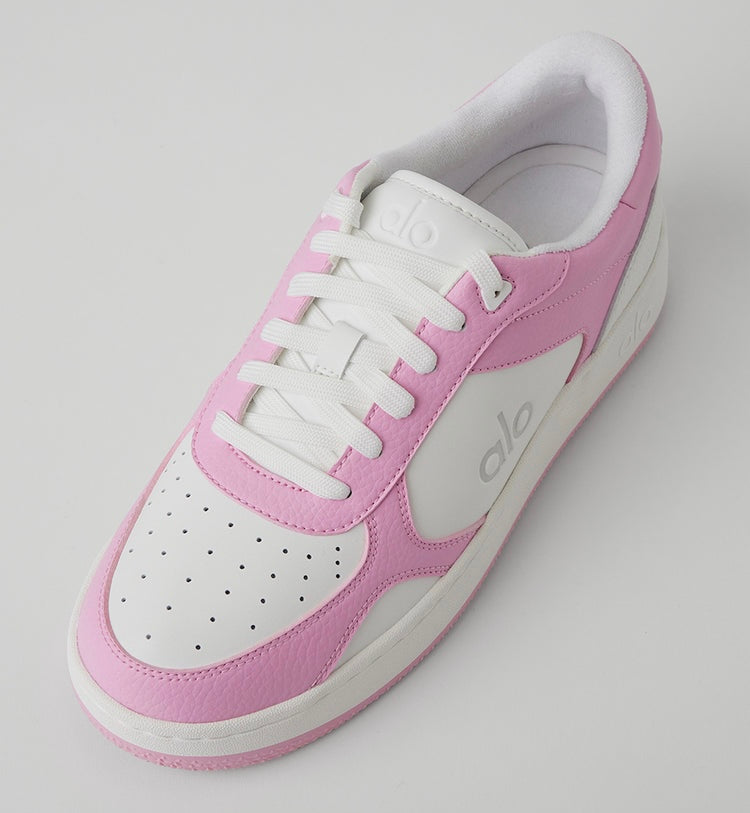 Alo Recovery Mode Sneaker – White & Pink
