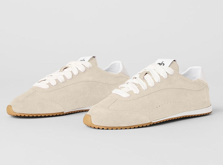 Alo Sunset Sneaker – Sand Dune
